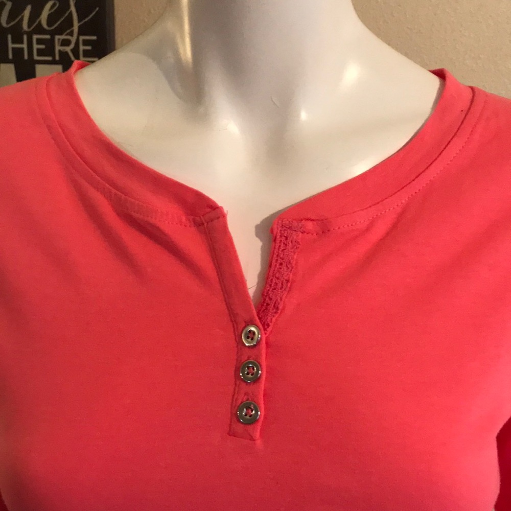 3/4 sleeve t-shirt